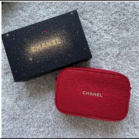 chanel holiday makeup pouch|Chanel gift with purchase offers.